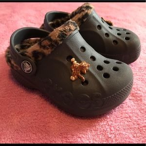 Children’s Crocs - size 6-7